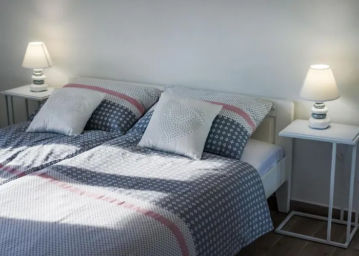 Apartament Neva, Pridraga